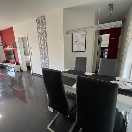 Aminas 2 Apartment